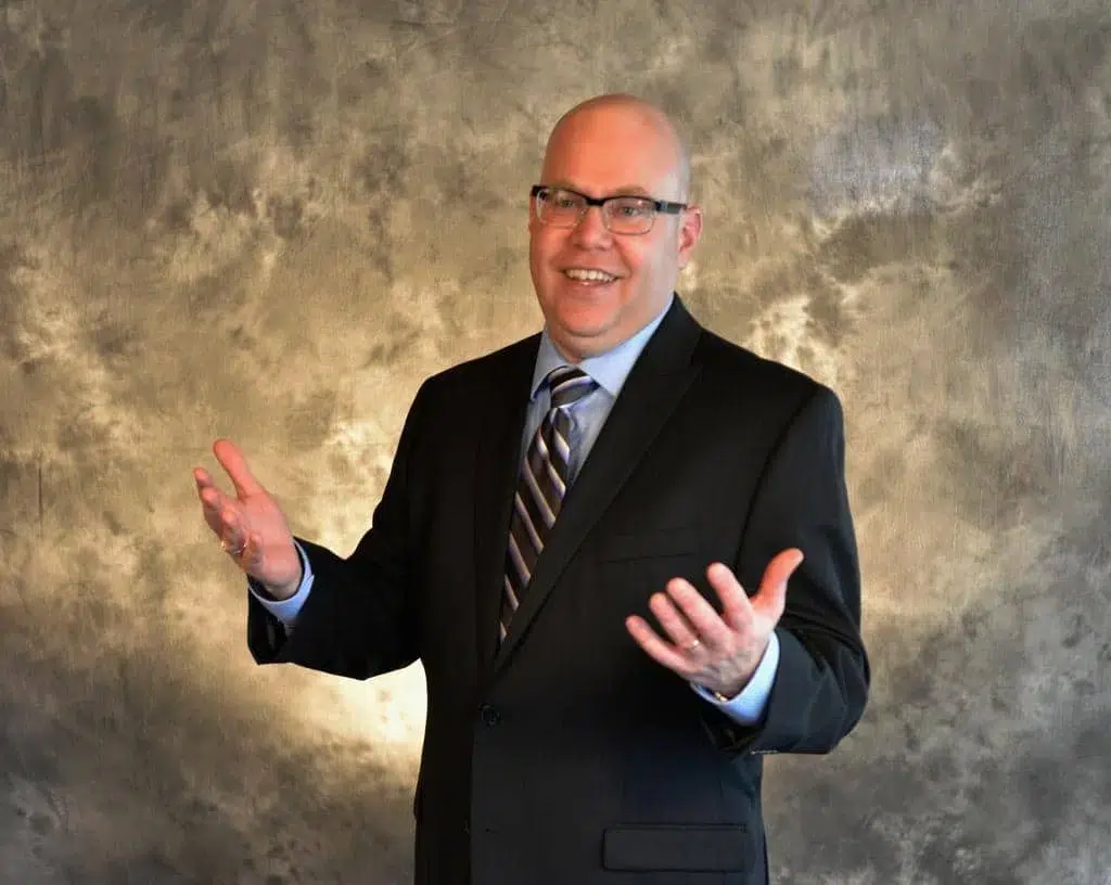Portrait of Kevin Sensenig, Founder and President of PivotPoint Leadership, ready to start a leadership alignment conversation.